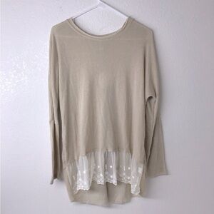 HAYDEN los Angeles NWT woman’s sweater/ shirt